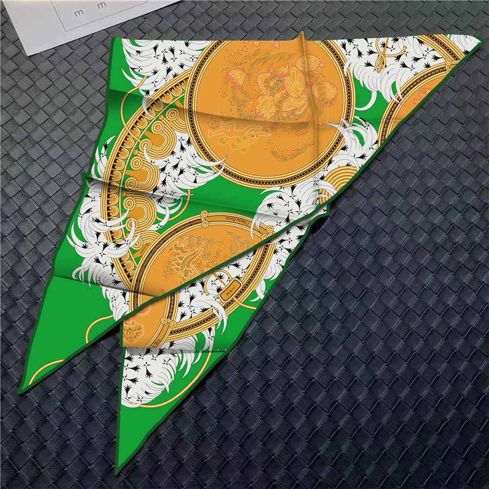 Triangle Silk Scarf Shawls Lux - Luxury Bags Hong Kong recension och pris