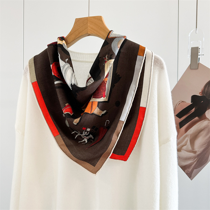 Two Faced Print Scarf 65CM Sca - Luxury Bags Hong Kong recension och pris