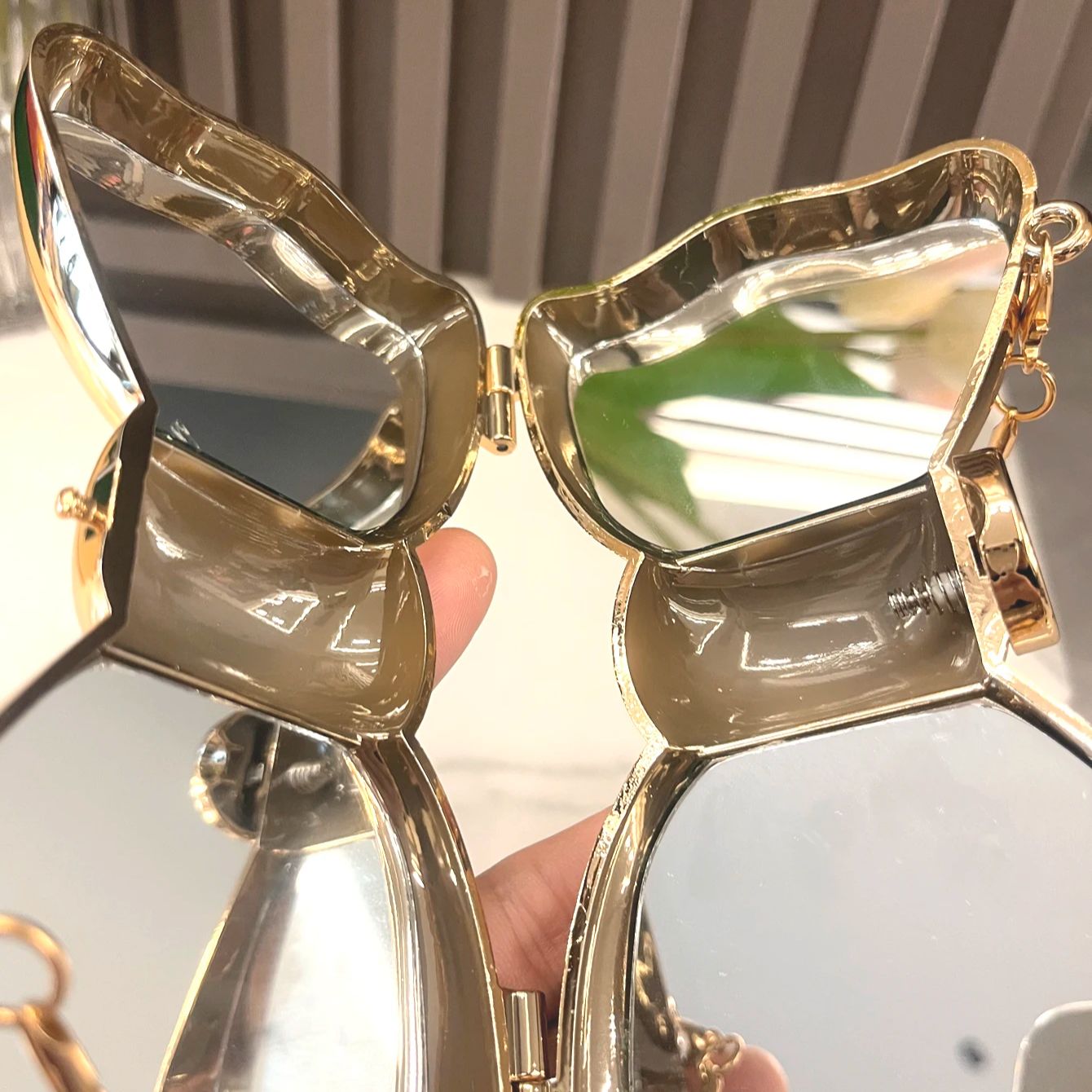 Golden Evening bag  Purses and - Luxury Bags Quality recension och pris