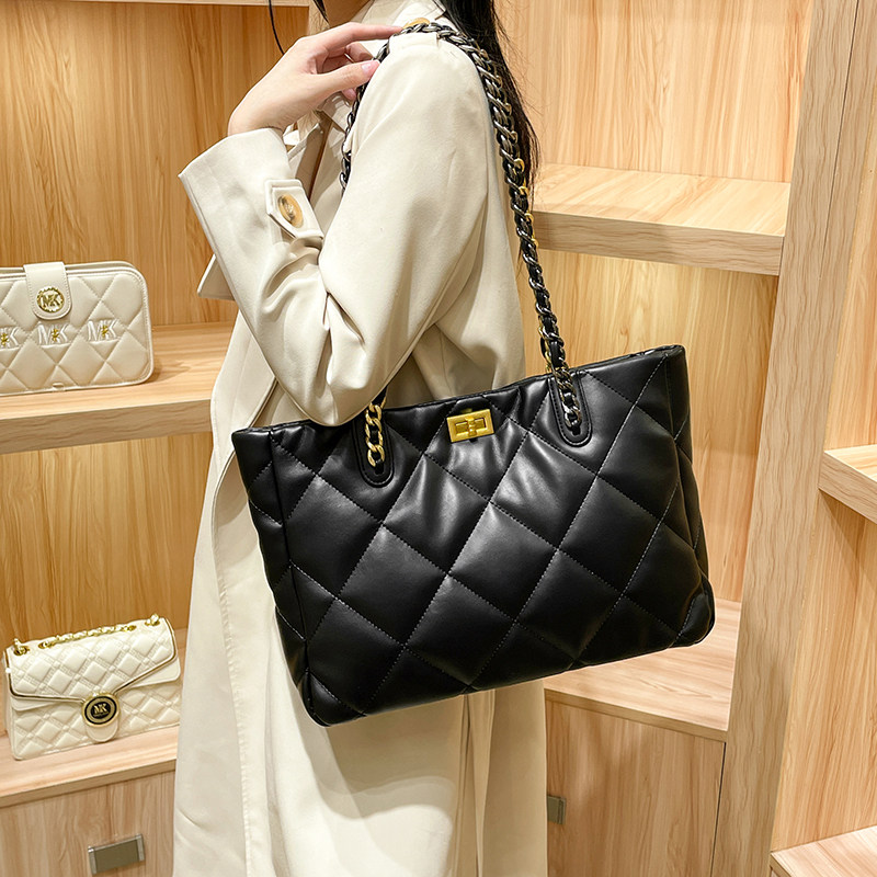 2026 New Hong Kong Quilted Tot - Luxury Bags Hong Kong recension och pris