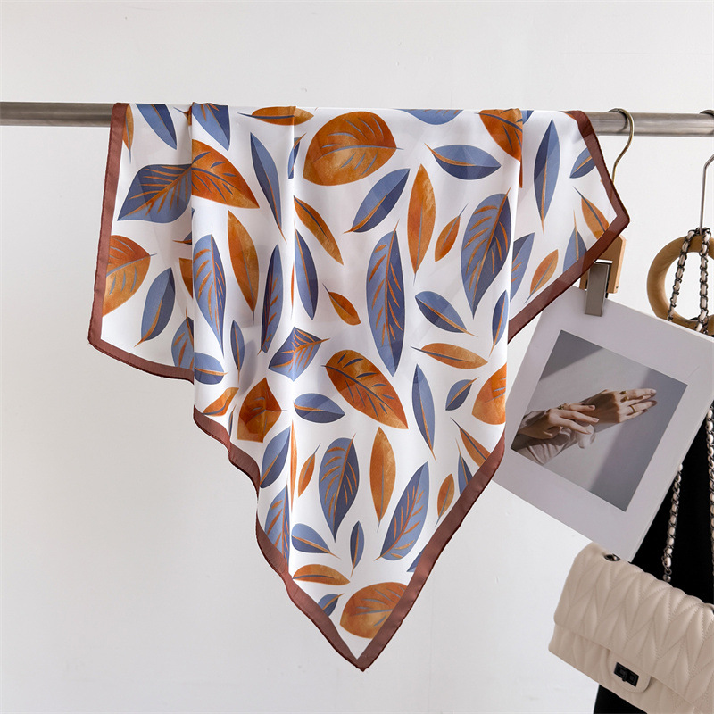 Luxury Brand Print 70cm Square - Luxury Bags Brands For Women recension och pris